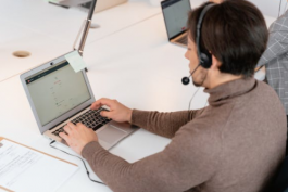 客服托管公司分享電話客服的溝通技巧