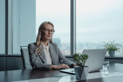 金牌外包客服人員都會具備哪些專業技能？