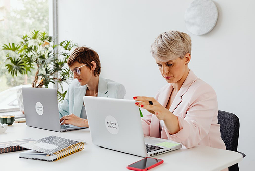 第三方電商網店客服外包優缺點