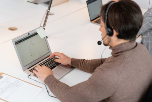 快手電商該怎么找靠譜的外包客服公司？