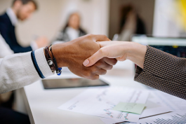 天貓活動節找短期客服外包的意義