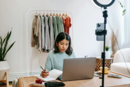 有哪些問題的網店可以選擇外包客服工作?