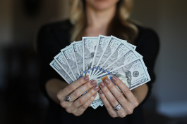 小紅書客服外包的費用是怎么計算的？