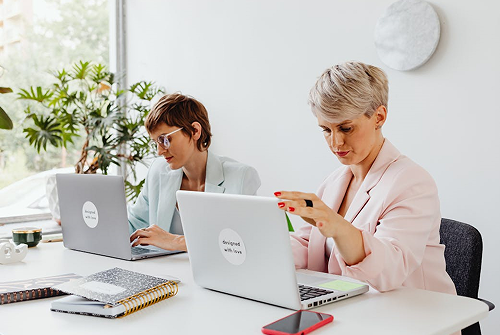 客服外包服務(wù)公司是如何保證京東商家服務(wù)質(zhì)量的？