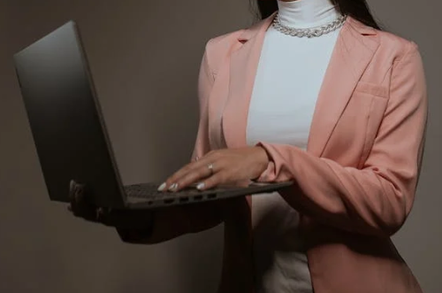 抖音小店如何挑選在線客服外包服務(wù)商