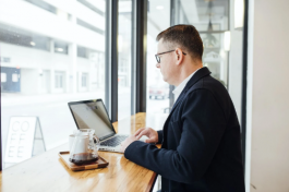 電話客服外包團隊的好處和壞處分別是什么