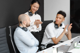 客服外包行業興起的原因