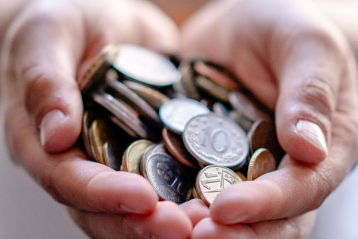 電話客服外包公司怎么收費