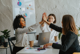 找優(yōu)質(zhì)電商客服外包服務(wù)商的技巧