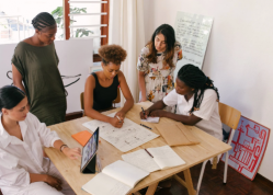 市場(chǎng)上對(duì)客服外包的需求大不大