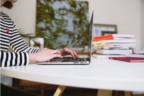 呼叫中心客服外包行不行？有什么作用