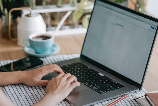 預(yù)測(cè)呼叫中心客服外包未來發(fā)展趨勢(shì)