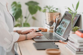 電商客服外包的簡介