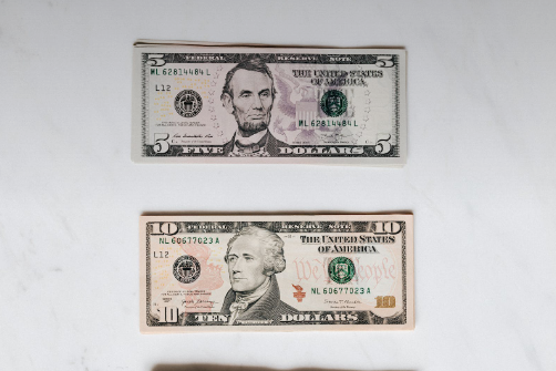 客服外包的單價多少