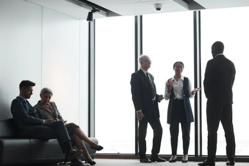 建立科學(xué)的績(jī)效評(píng)估體系