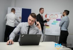 是不是專業的外包客服,教您兩招看穿!   