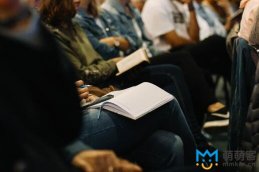 為什么客服外包公司能幫網(wǎng)店提高店鋪的轉(zhuǎn)化率？